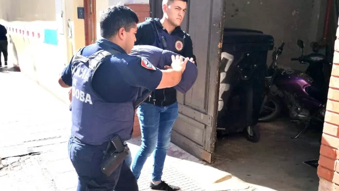 Detenido_Policia