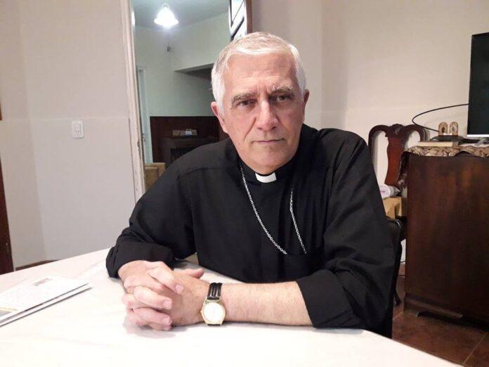Monseñor_Uriona