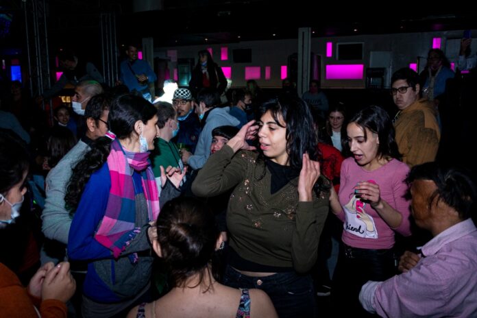 Vamos_Bailar