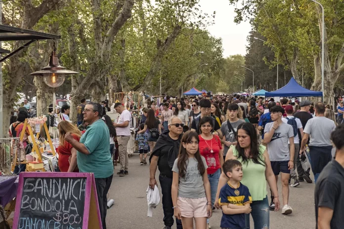 Paseo de Ferias Parque Sarmiento