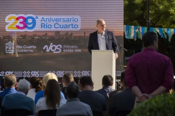 Acto Aniversario 239