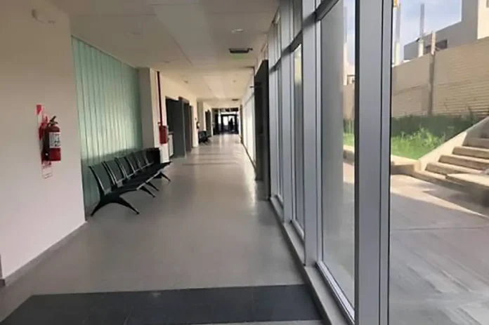 Tribunales - Pasillo vacío